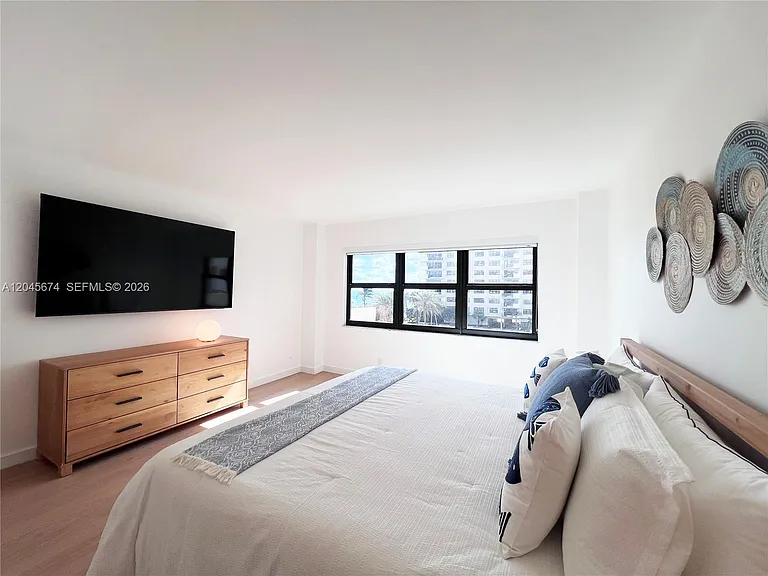 5100 N Ocean Blvd #503 — Photo 27