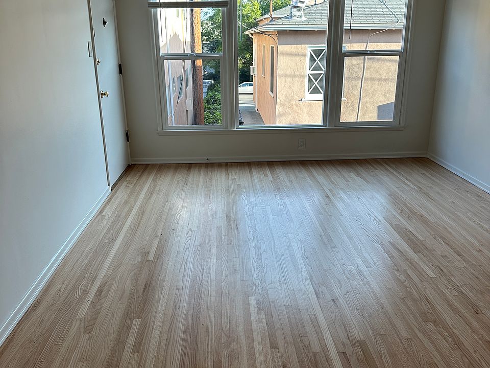 1st image of 848 14th St #3