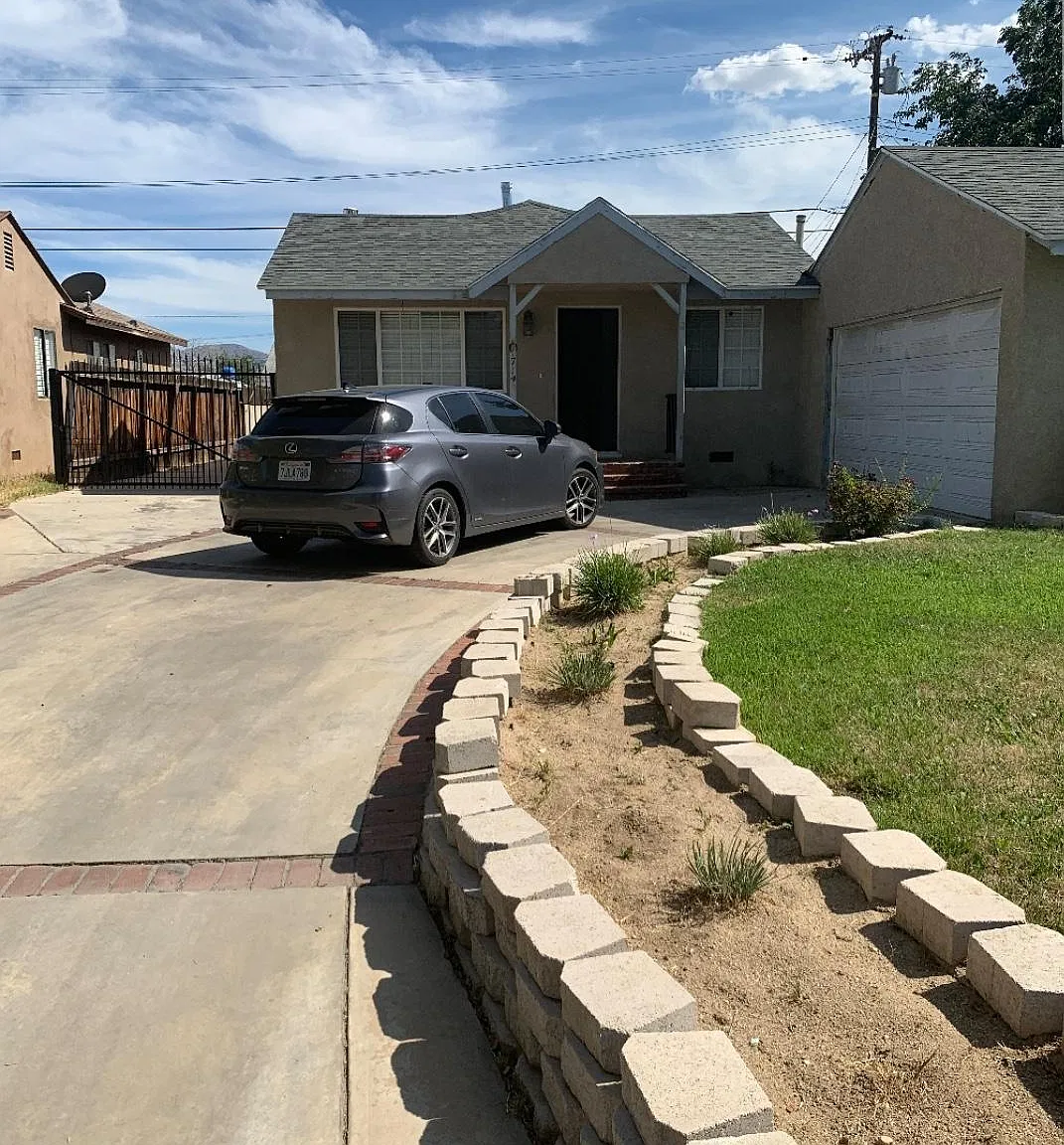 1714 E Avenue Q10 — Photo 3