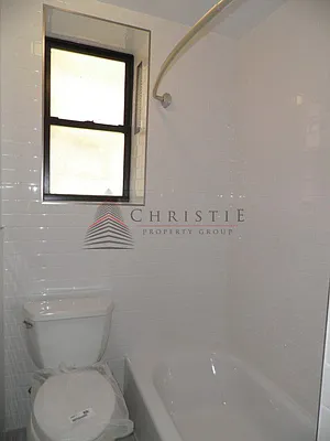 Rented by Christie Property Group | media 22
