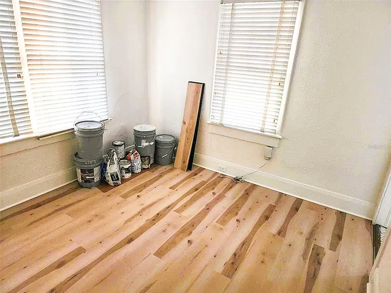 503 W Idlewild Ave — Photo 12