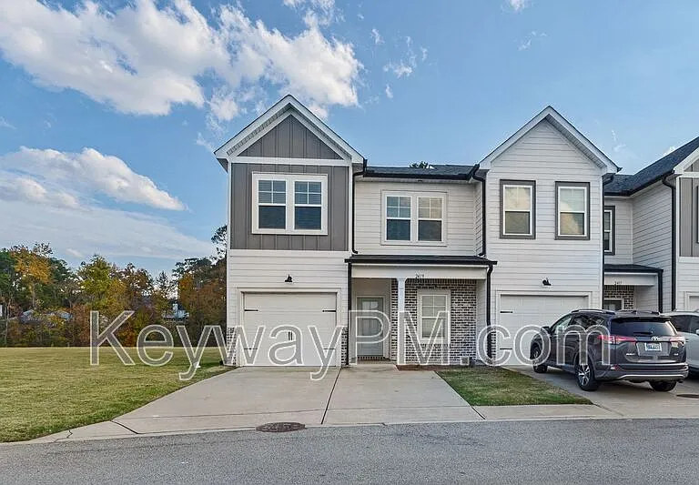 2419 Sequoia Trl — Photo 1