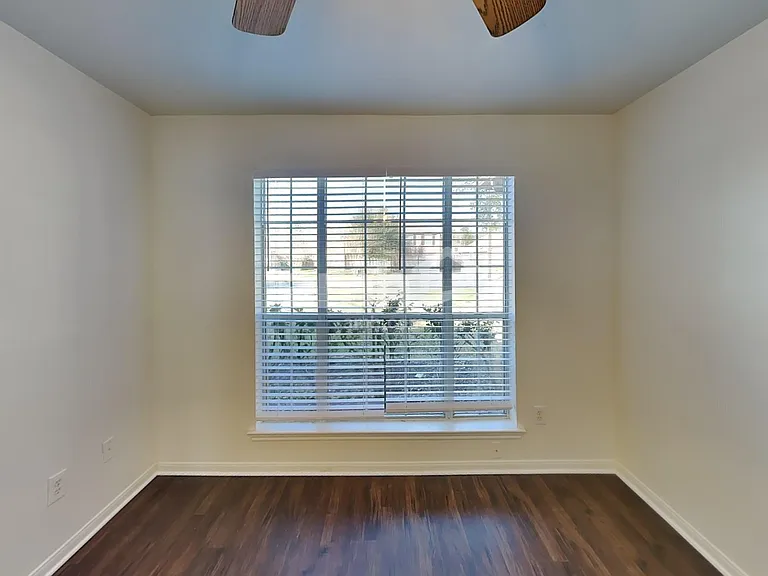 6907 Grant Dr — Photo 6