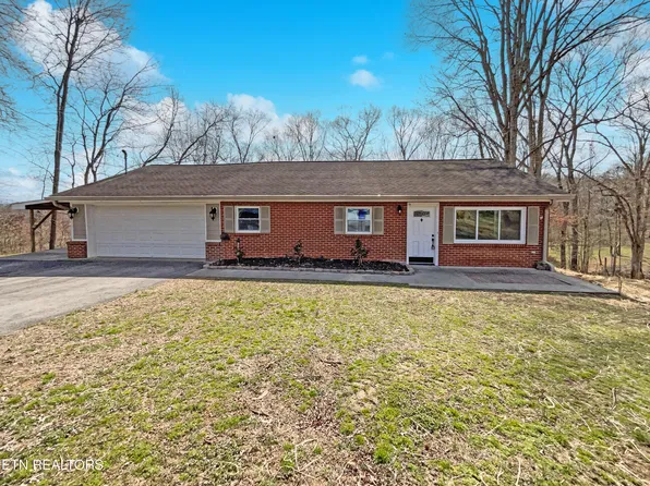 177 Rogers Dr, Lenoir City, TN 37771