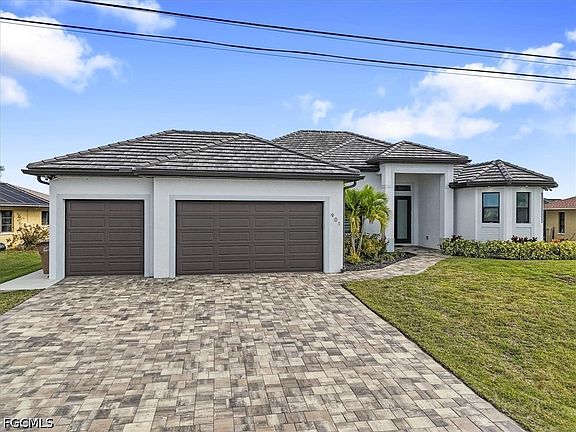 2nd image of 901 NW 33rd Pl