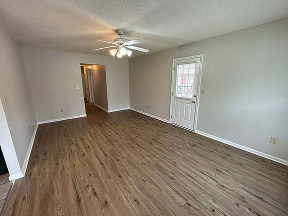 4th image of 351 Leafmore Rd SW APT B