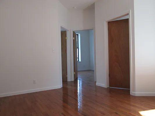 Rented by Michael Palmieri, LREB | media 31