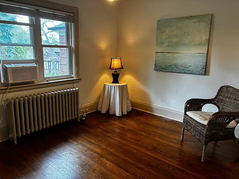 96 Brule Gdns #2 — Photo 11
