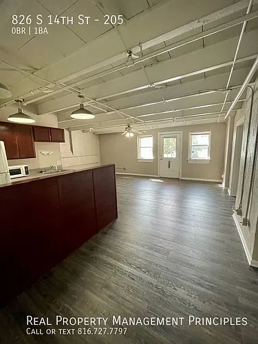 826 S 14th St #205 Photo 1