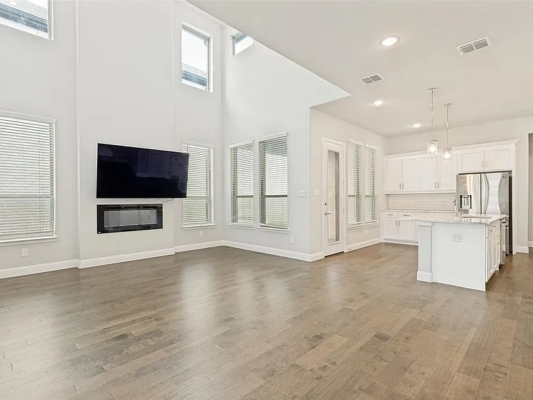 13050 Scissortail Dr — Photo 3