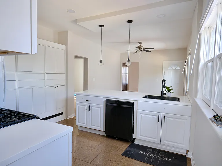 453 Teaneck Rd #2 — Photo 3
