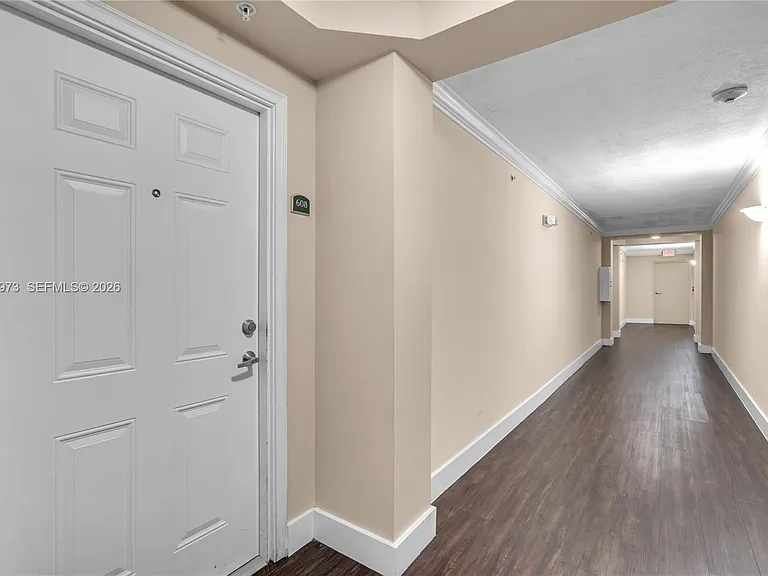 1690 SW 27th Ave #608 — Photo 3