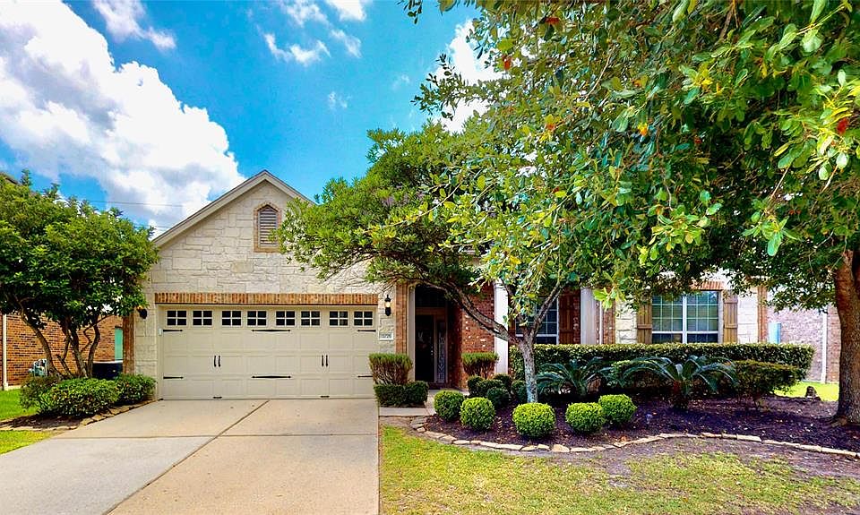 1st image of 13726 Lake Livingston Dr