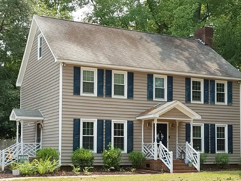 605 Winstead Rd — Photo 3