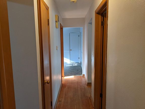 3rd image of 3528 Elva Ln