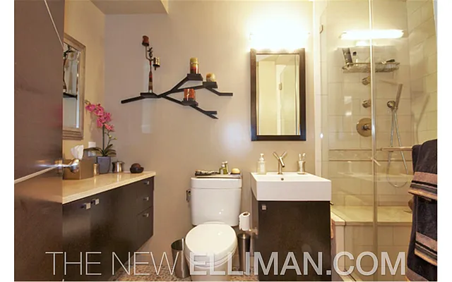 Sold by Douglas Elliman | media 29