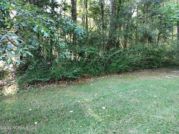 4th image of 207 Hillcrest Road