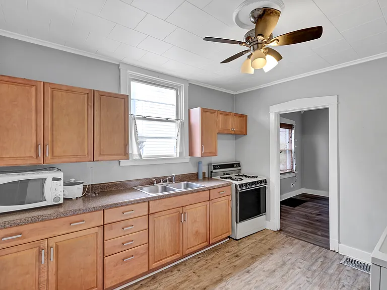 1239 Rufer Ave #4 — Photo 5