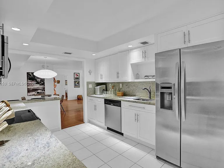 1121 Crandon Blvd #E604 — Photo 10