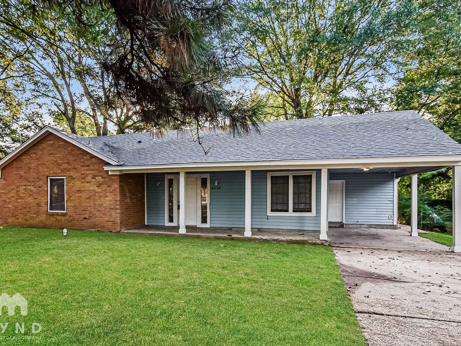 3 bed, 1.5 bath, 1400 sqft, $1,550 — Photo 1