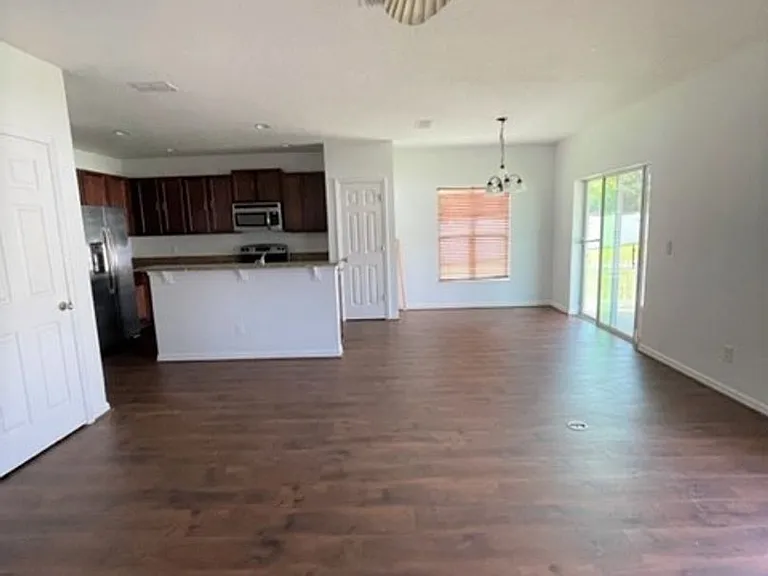 4738 Rockvale Dr — Photo 8