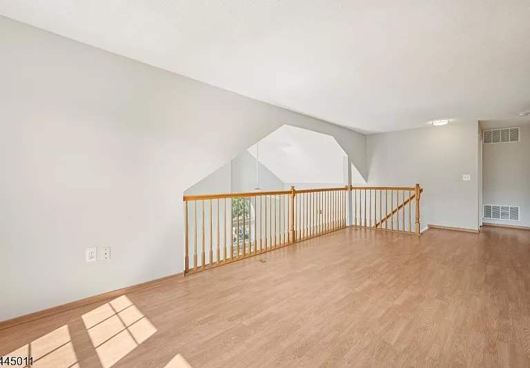 43 Hancock Dr — Photo 15