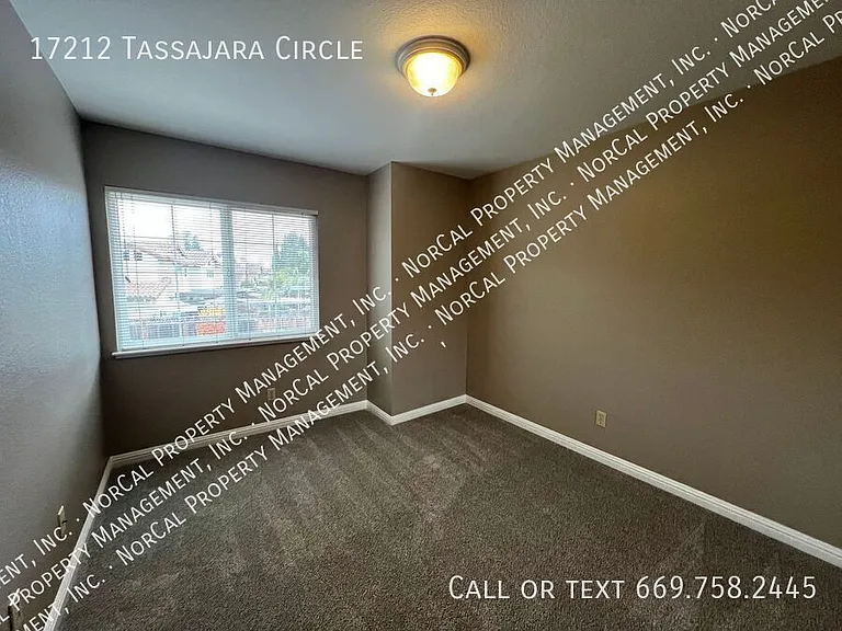 17212 Tassajara Cir — Photo 16