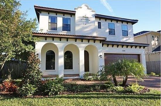 2nd image of 3608 W Royal Palm Cir