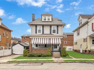 303 6th St, New Brighton, PA 15066