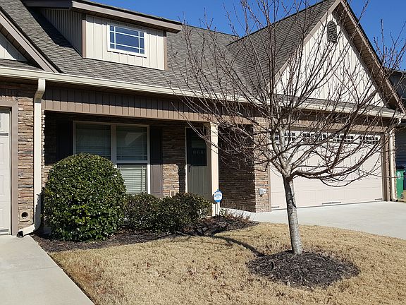 5th image of 6889 Village Lake Cir
