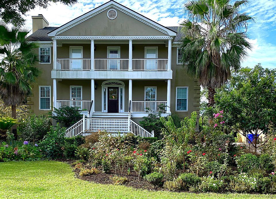 Front of house 