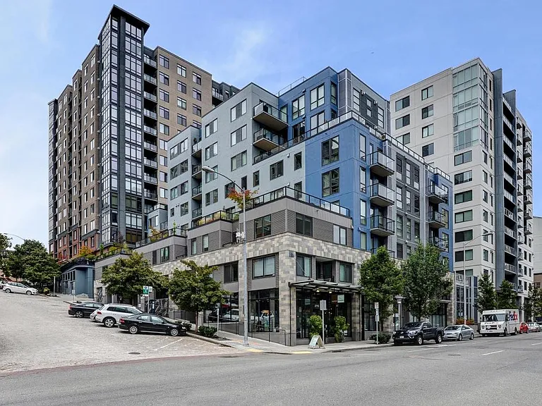 81 Clay St #621 — Photo 2