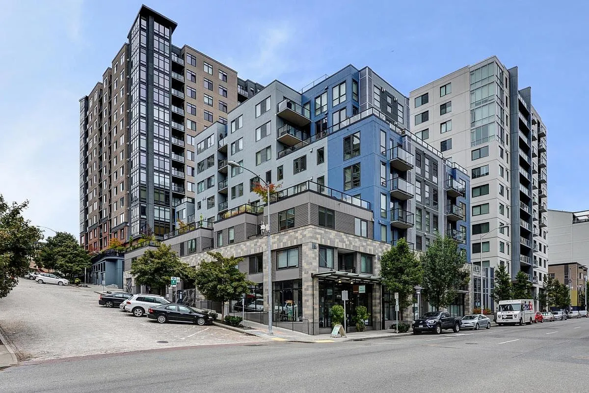 Building Photo - 81 Clay St #621