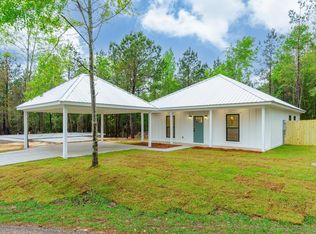 305 Nobles Rd, Sumrall, MS 39482