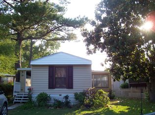 53 Shamrock Cir, Murrells Inlet, SC 29576