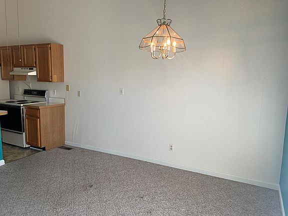 4th image of 2925 Pawnee Dr