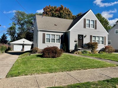 2051 Bird Dr, Erie, PA, 16510