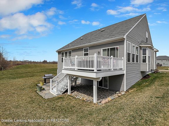 3rd image of 6786 Mulberry Ln