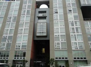 311 Oak St PENTHOUSE 32, Oakland, CA 94607