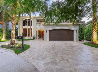 1670 SW 3rd Ct, Boca Raton, FL 33432