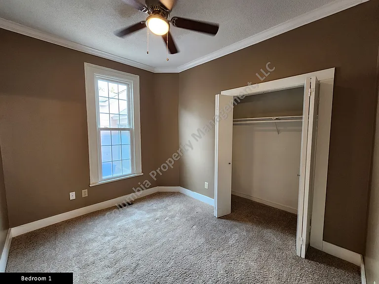 1907 Henderson St — Photo 25