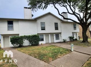 2806 Wimbledon Ct APT B, Garland, TX 75041