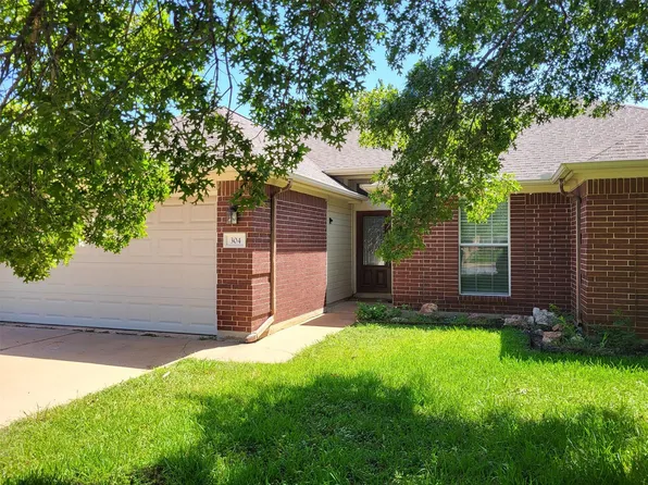 304 N Kings Canyon Dr, Cedar Park, TX 78613