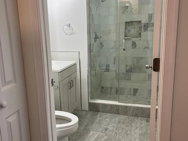 2313 Wisconsin Ave NW — Photo 3
