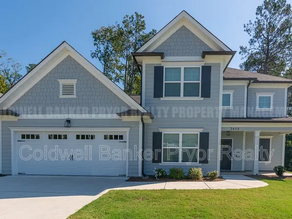 2652 Firefly Field Rd, Ooltewah, TN 37363
