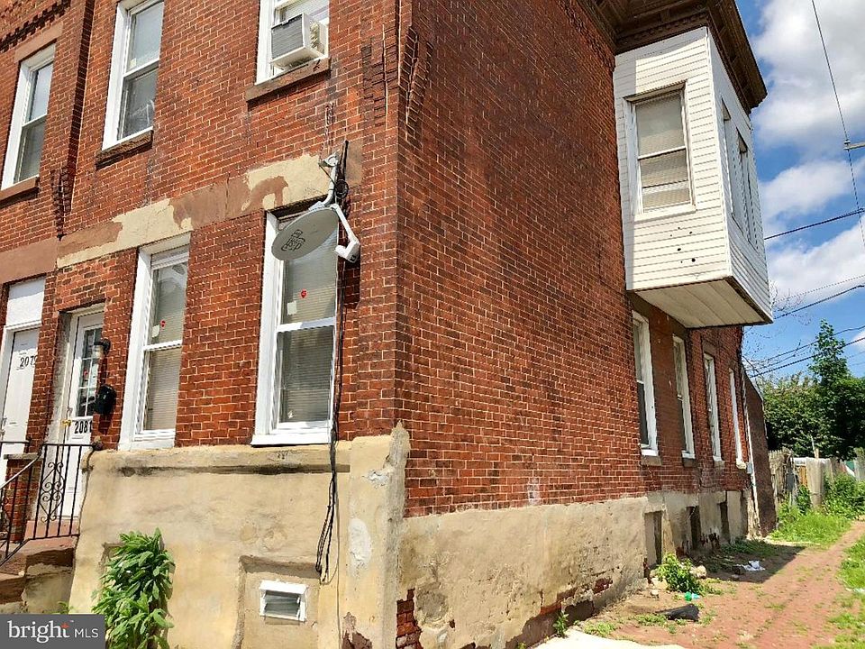 1st image of 2081 E Monmouth St