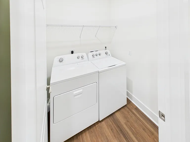 370 Arsdale Ave #28-104 — Photo 5