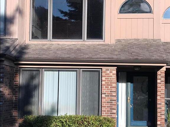 2nd image of 72 Harbor Dr