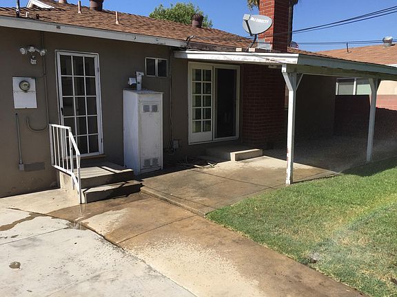 3rd image of 7854 La Casa Way