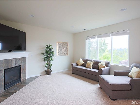 5th image of 15322 79th Ave E